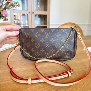 ✅AUTHENTIC✅LOUIS VUITTON ACCESSORY CROSSBODY BAG